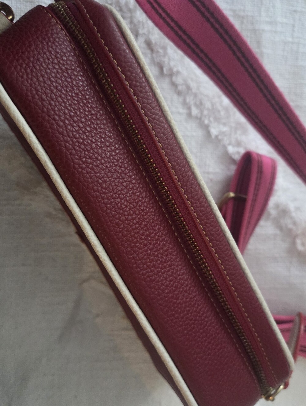 Coach Pink Leather Women's Bag - Picture 6 of 11